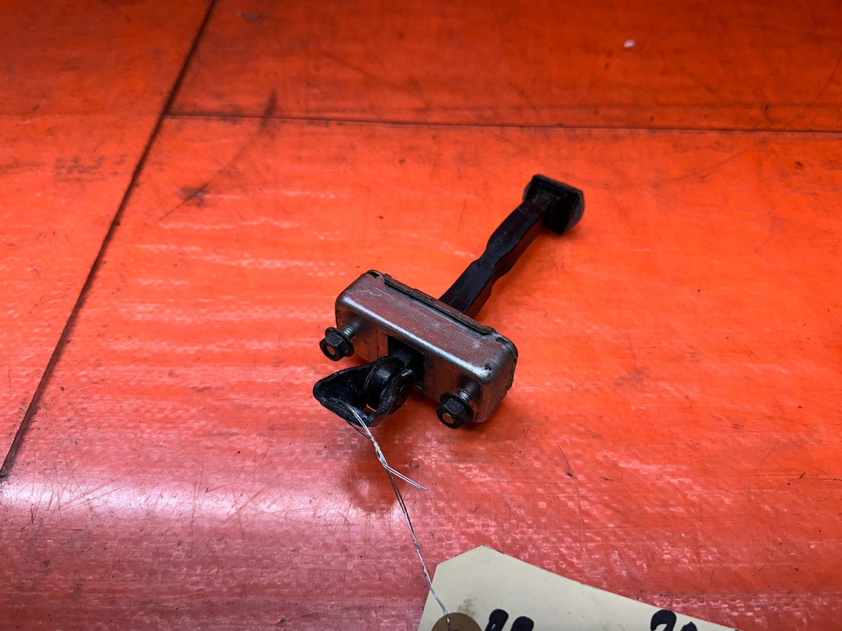 2016-2020 INFINITI Q60 COUPE PASSENGER RIGHT DOOR CHECK STOPPER OEM #20Q606