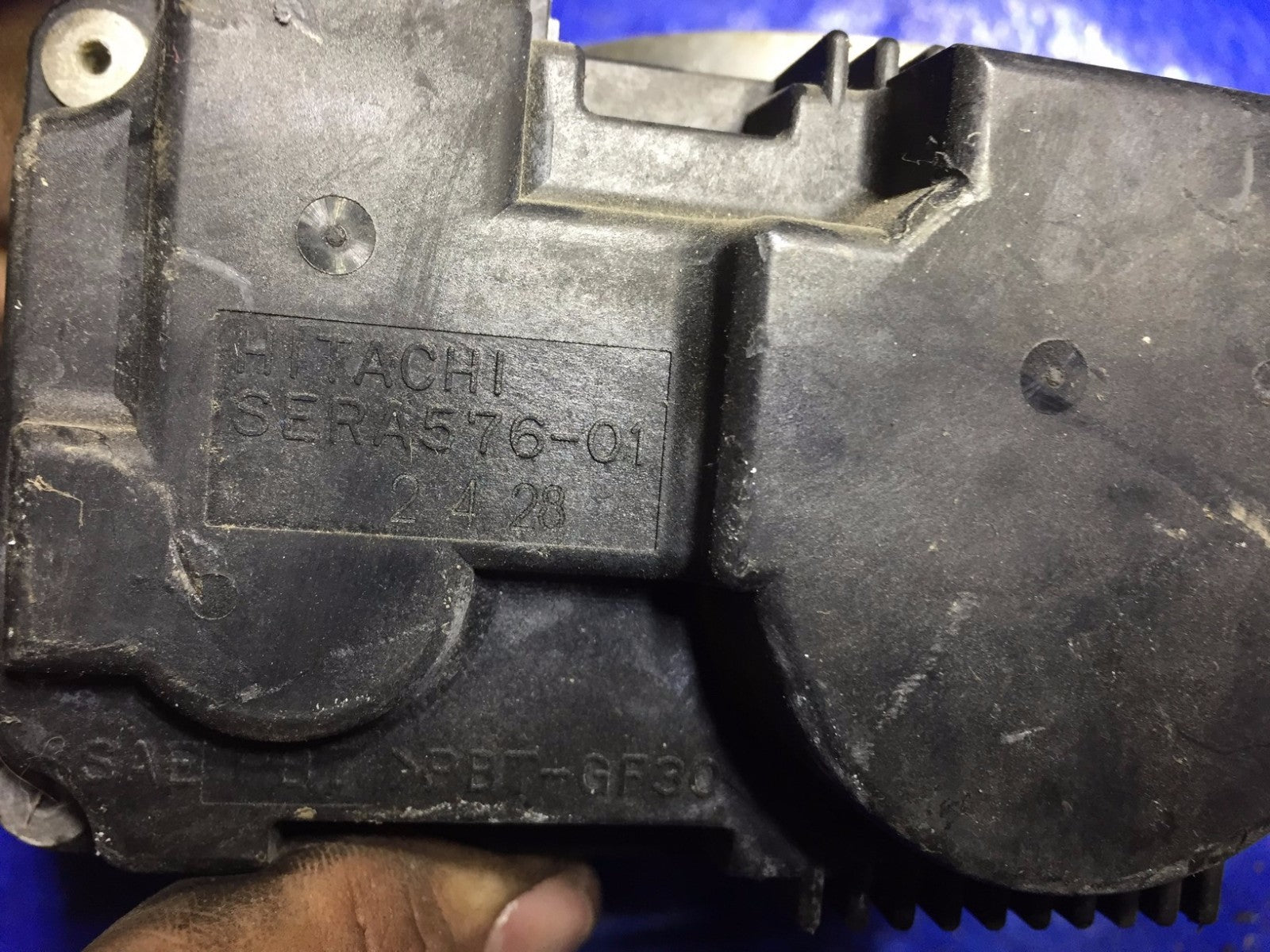 OEM 2003   2006 03 04 05 06 INFINITI G35 THROTTLE BODY ASSEMBLY PART# SERA576 012