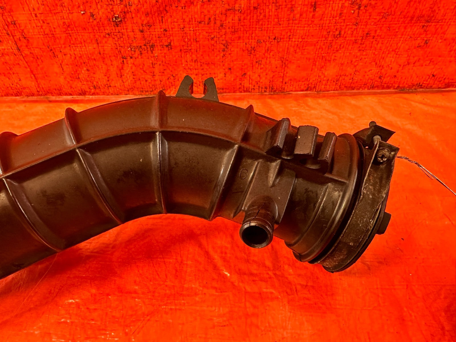 92 95 HONDA CIVIC   D15 SOHC NON VTEC   AIR BOX INTAKE ARM   OEM #3273