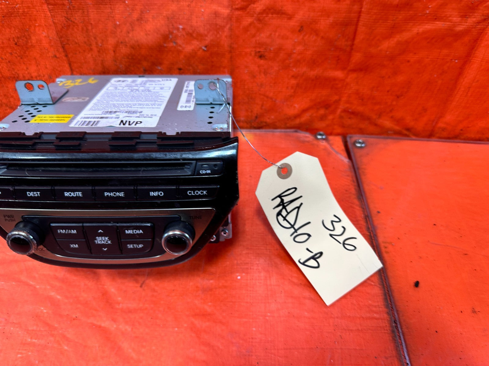 13 16 HYUNDAI GENESIS COUPE  RADIO STEREO CD PLAYER   PART # 96560 2M770 OEM 3265