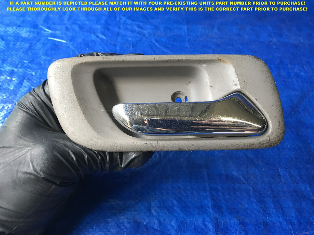 OEM 1998 1999 00 HONDA ACCORD SEDAN PASSENGER REAR RIGHT INTERIOR DOOR HANDLE  0