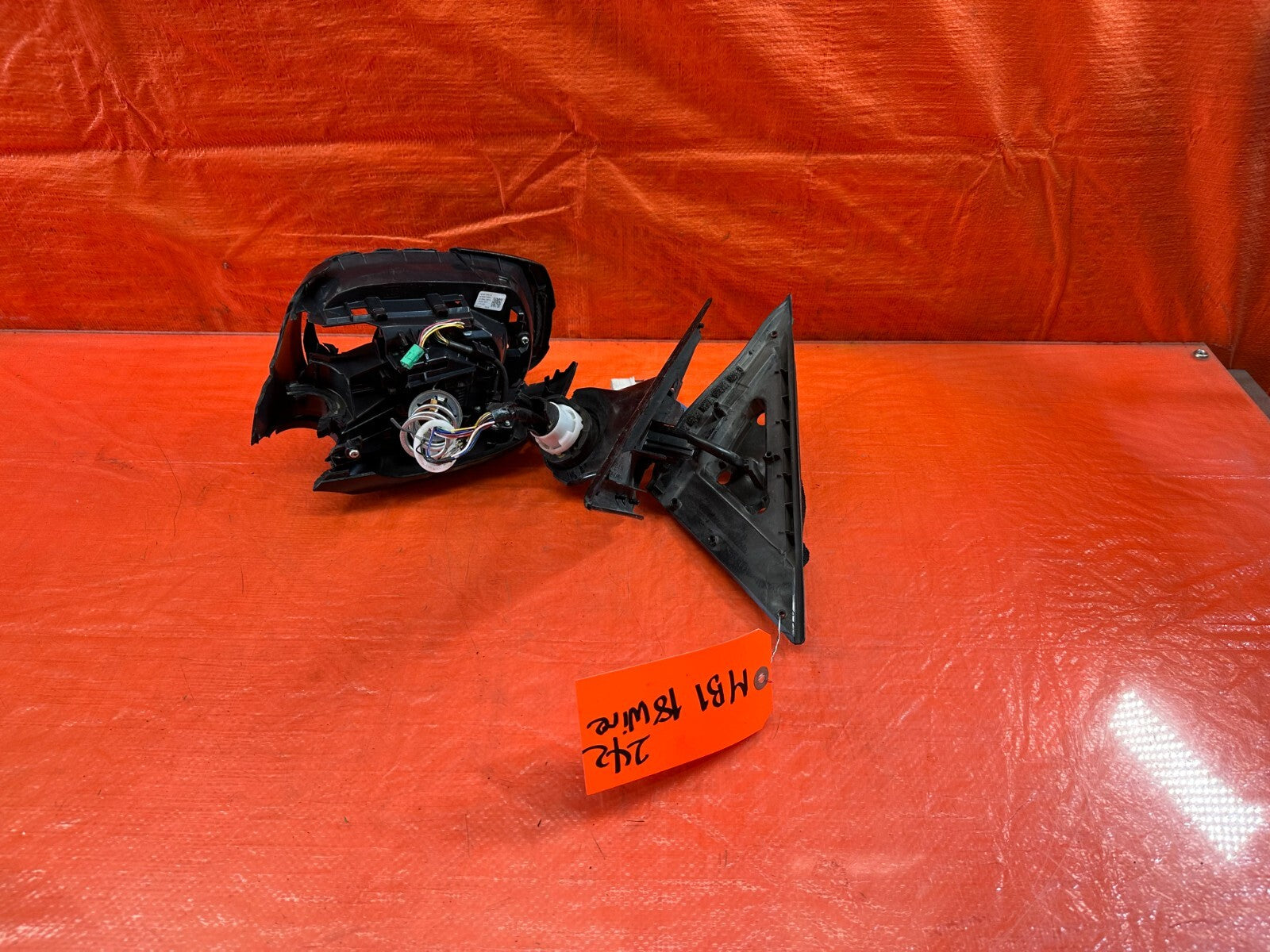 16 18 INFINITI Q50 DRIVER LEFT SIDE VIEW MIRROR   W/ CAMERA & AUTO DIM   2420