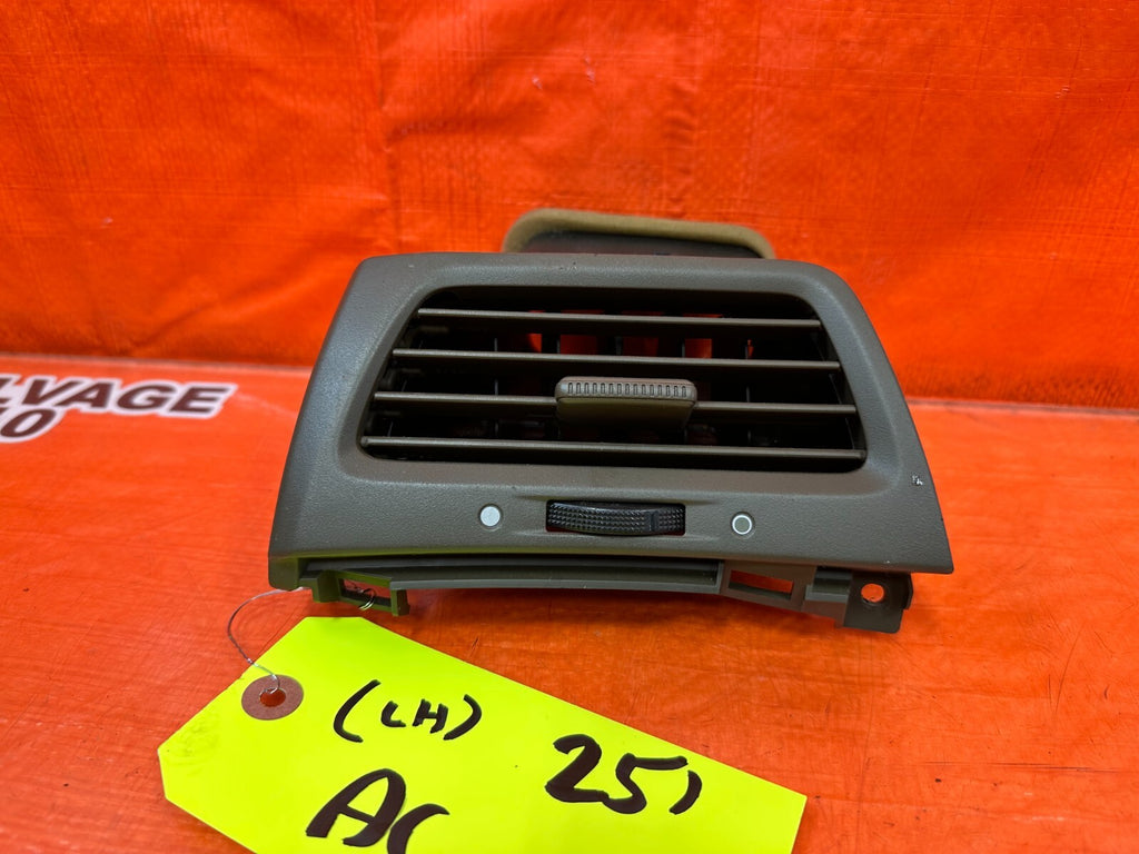 08 12 HONDA ACCORD   DRIVER LEFT AC AIR CONDITIONING VENT R RH   OEM #2512