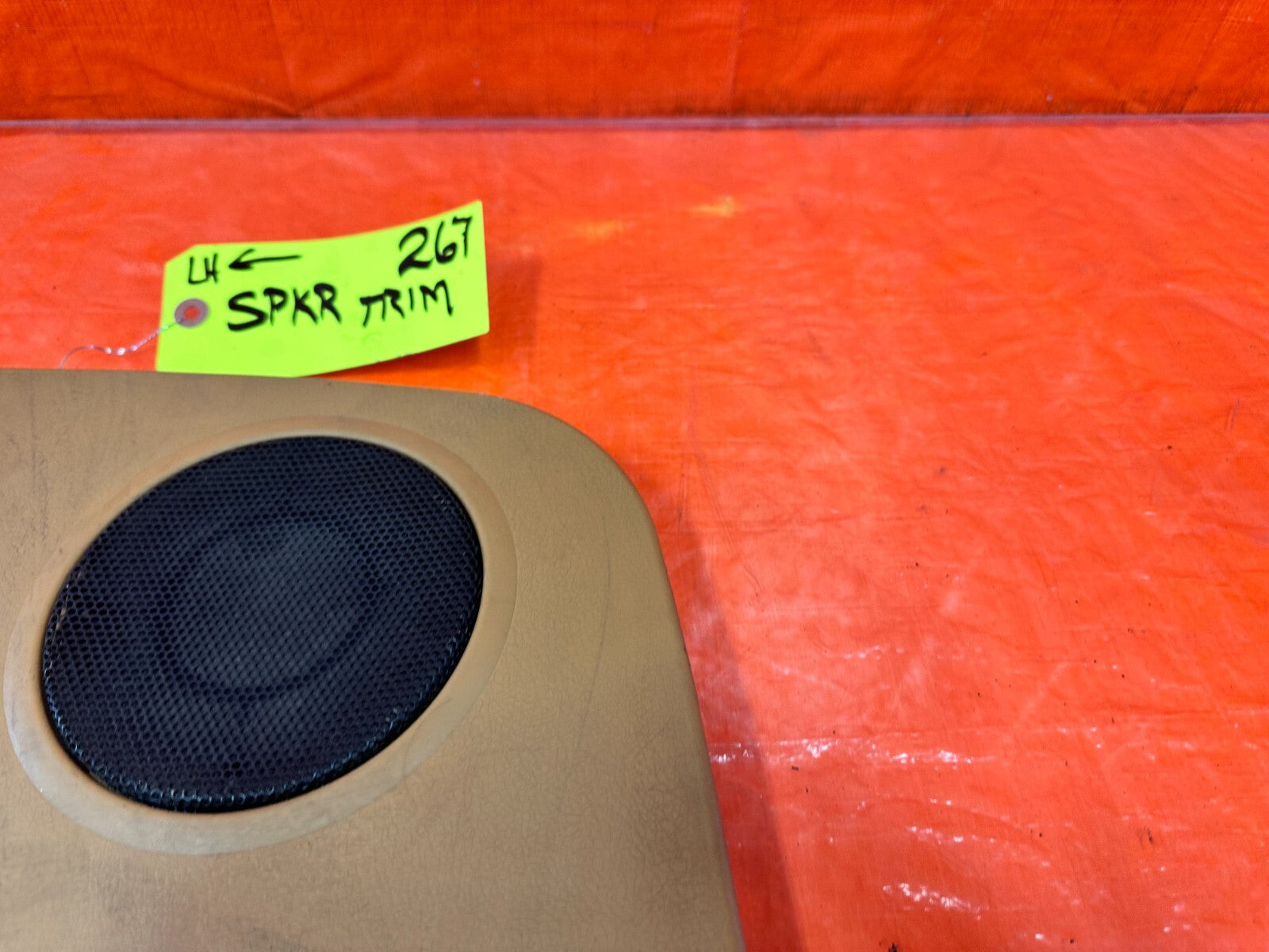 90 97 MAZDA MX 5 MIATA   DRIVER LEFT DOOR PANEL SPEAKER TRIM   OEM #2675