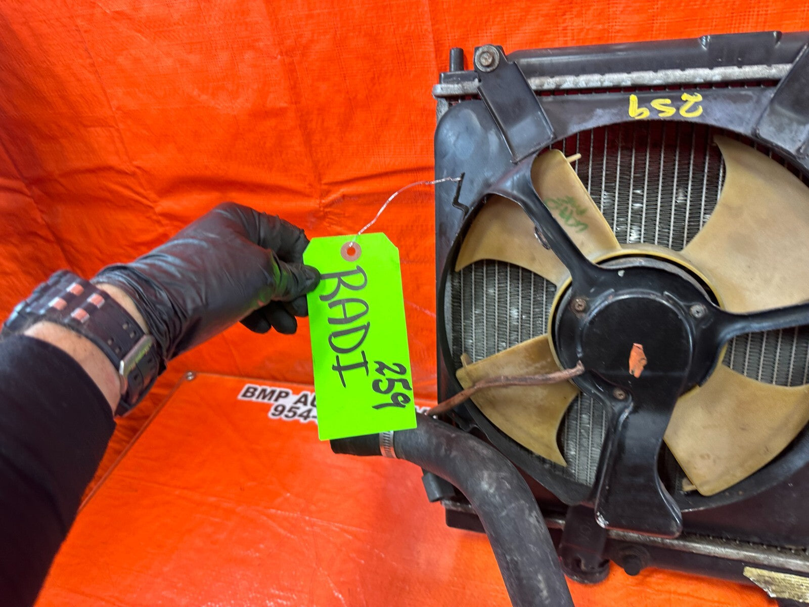 97 98 HONDA PRELUDE BASE   100% COMPLETE RADIATOR SET W/ FANS / HOSES / OEM 2597
