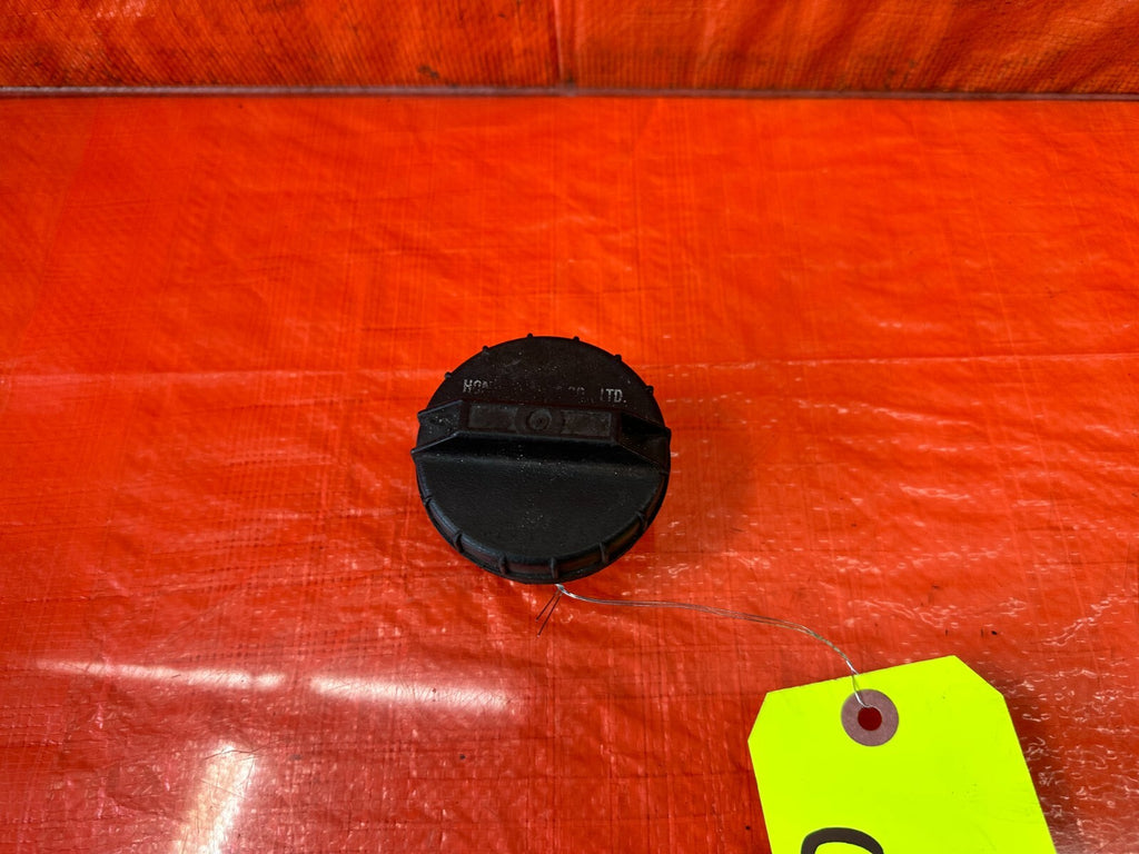 HONDA GAS CAP   92 00 HONDA CIVIC   93 97 DEL SOL   95 01 PRELUDE 97 01 CR V 2362