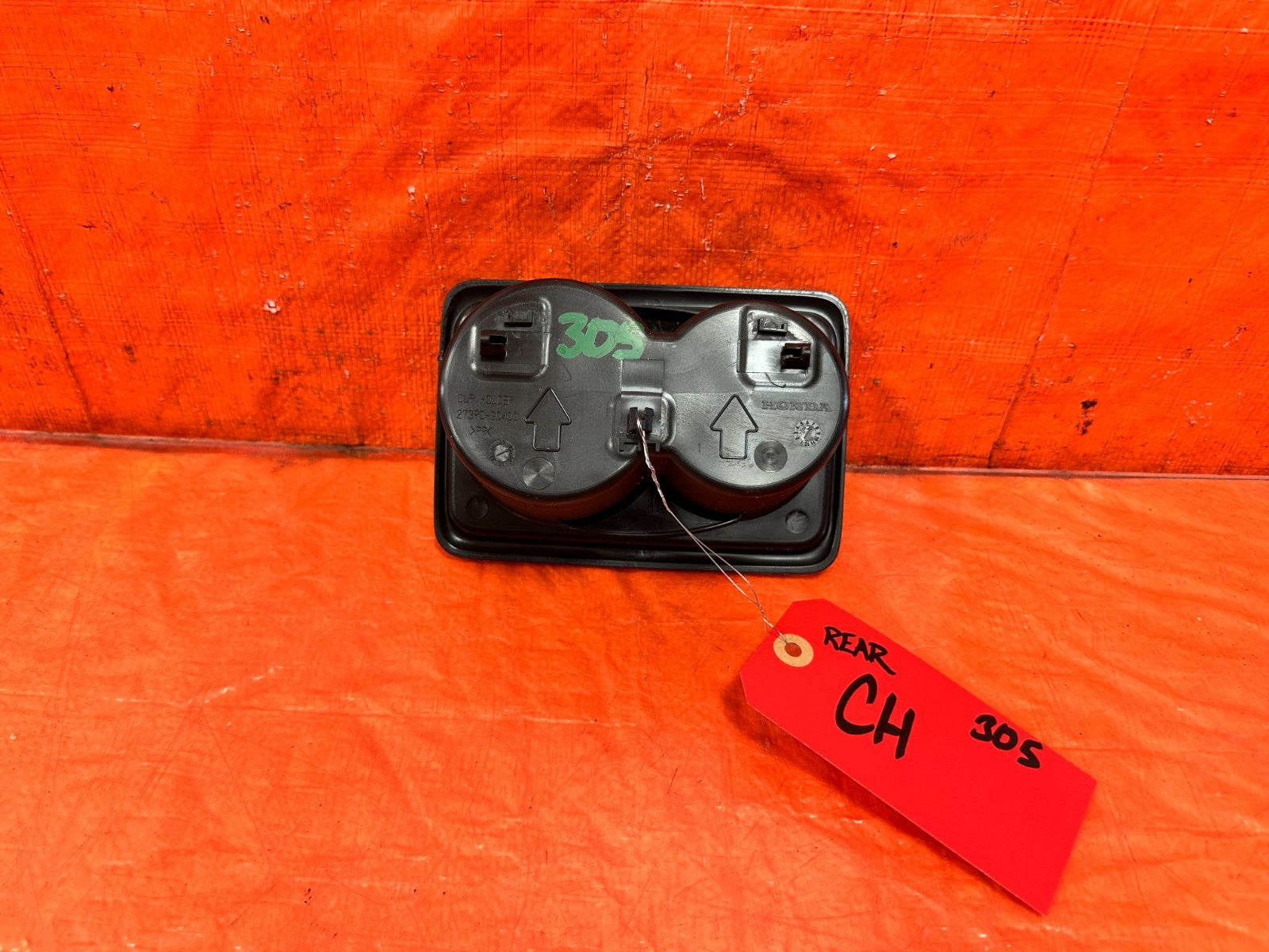 09 10 ACURA TSX   REAR CUP HOLDER   OEM 3051
