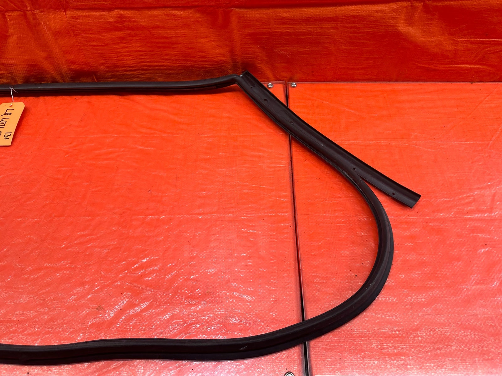 14 20 INFINITI Q50   DRIVER LEFT REAR DOOR   WEATHER STRIP TRIM SEAL GASKET #1315