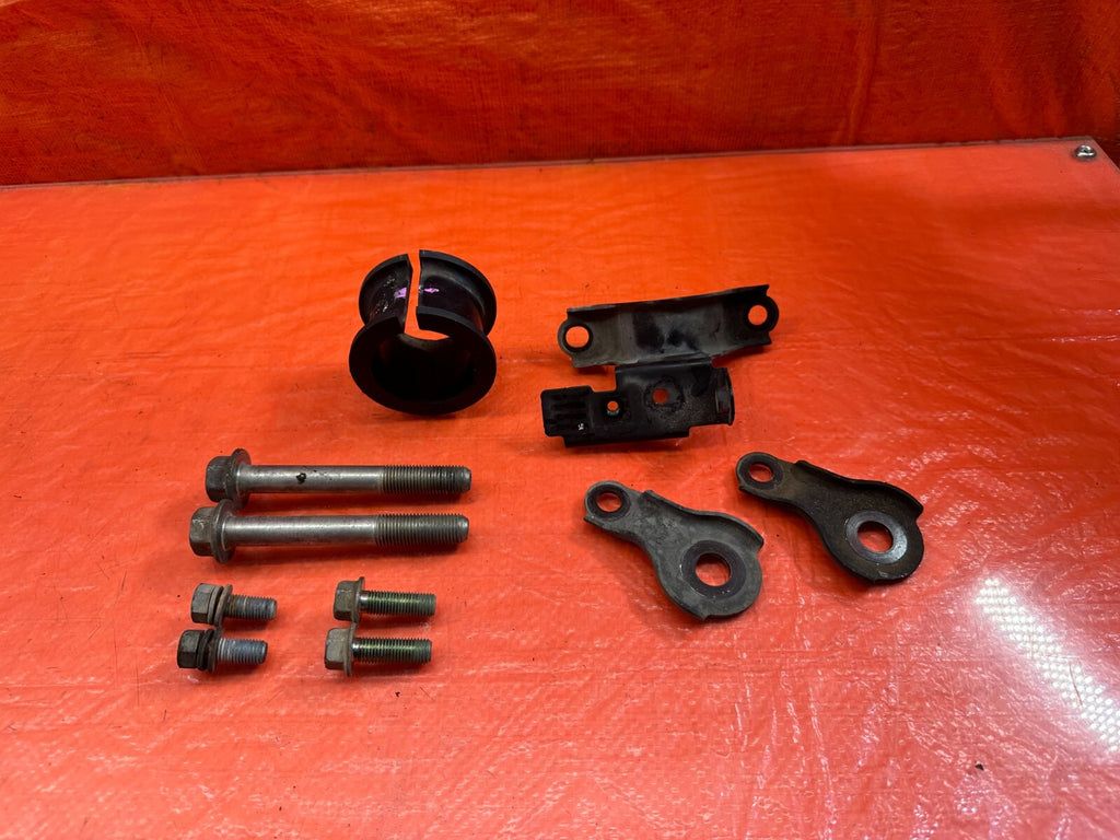 08 12 HONDA ACCORD SEDAN   POWER STEERING RACK BRACKETS HARDWARE OEM #2397
