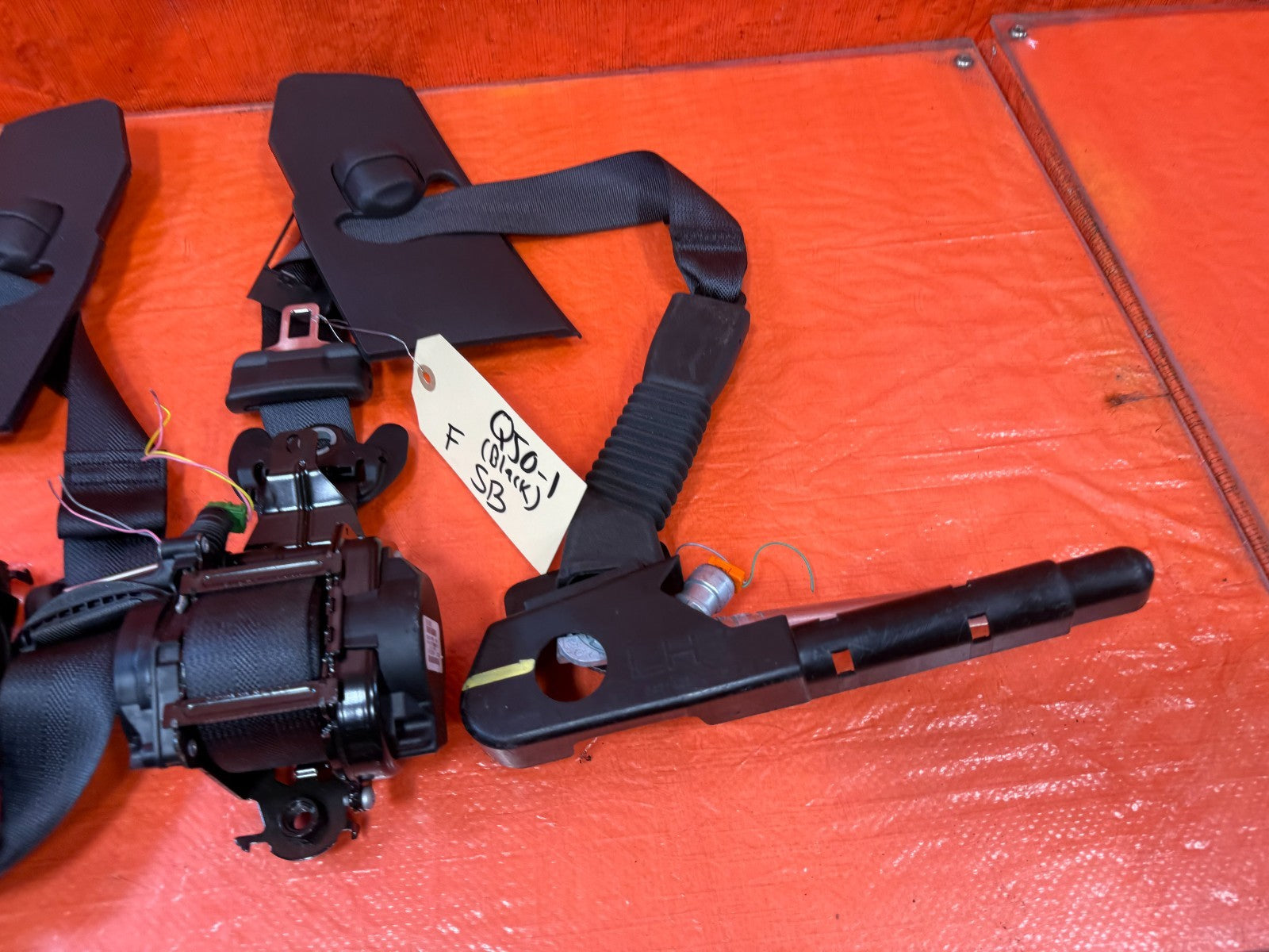 14 23 INFINITI Q50 LEFT & RIGHT FRONT SEAT BELTS SAFETY BELT W/ PRE CRASH OEM5