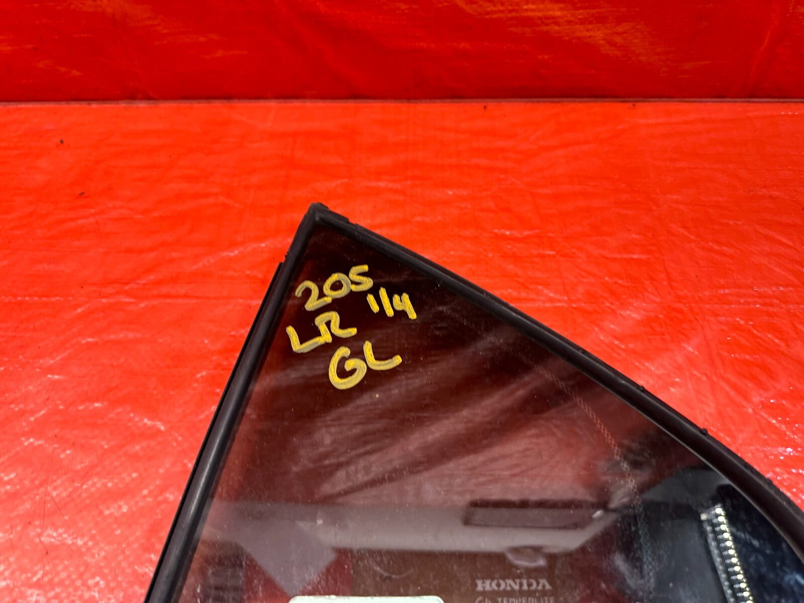 04 08 ACURA TSX   DRIVER LEFT REAR   DOOR VENT GLASS   OEM FACTORY #2056