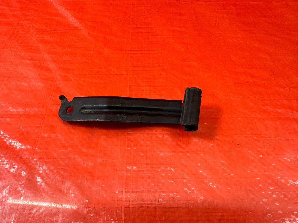 02 05 HONDA CIVIC SI EP3 HATCHBACK   THROTTLE CABLE MOUNTING BRACKET   OEM #1865