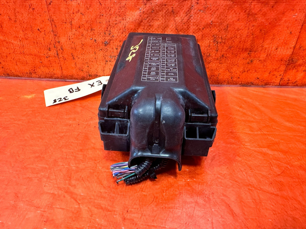 08 09 INFINITI G37 2D COUPE UNDER THE HOOD ENGINE BAY FUSE BOX PANEL   OEM 3282