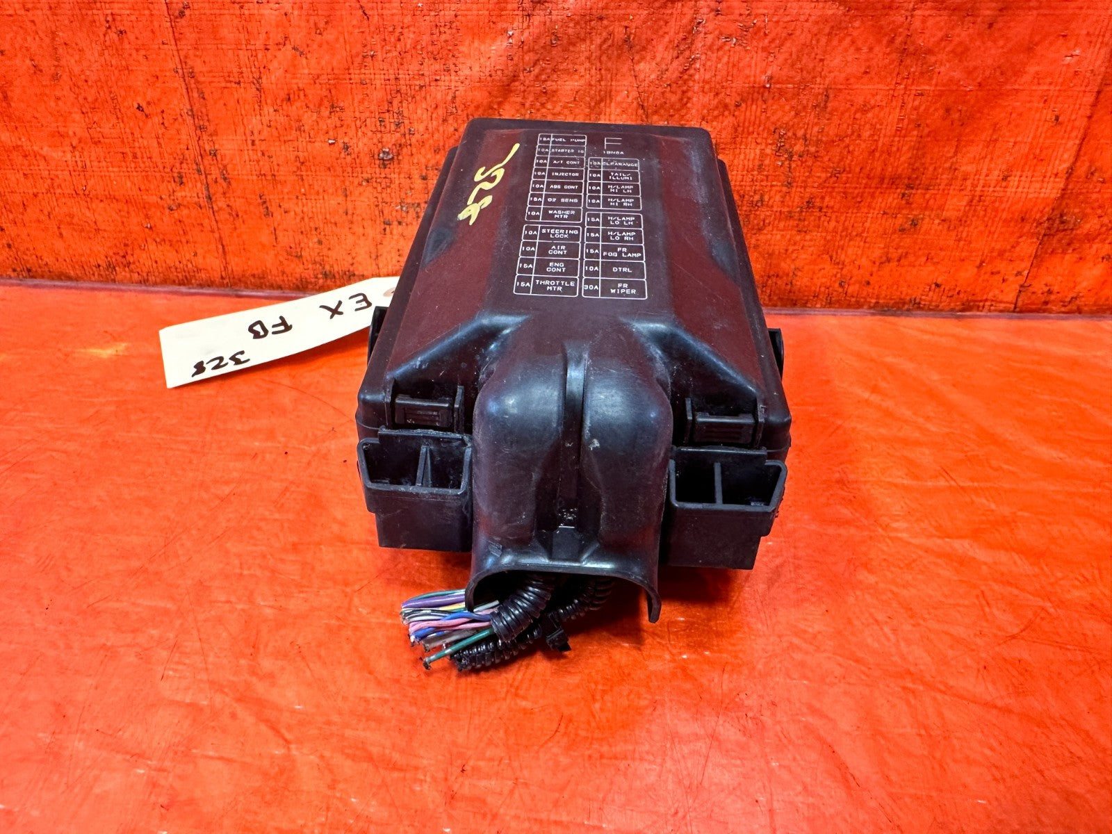 08 09 INFINITI G37 2D COUPE UNDER THE HOOD ENGINE BAY FUSE BOX PANEL   OEM 3282