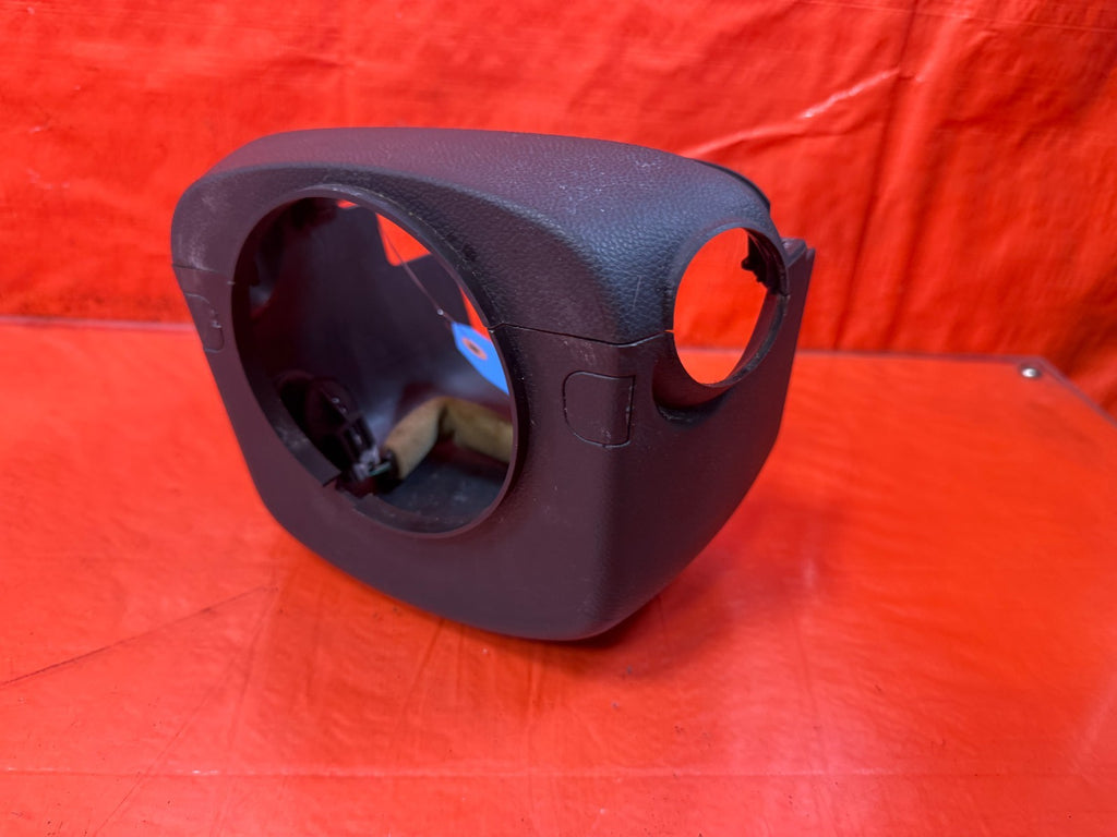 08 13 INFINITI G37 COUPE 2D   KEY IGNITION STEERING COLUMN COVER TOP BOTTOM  3285
