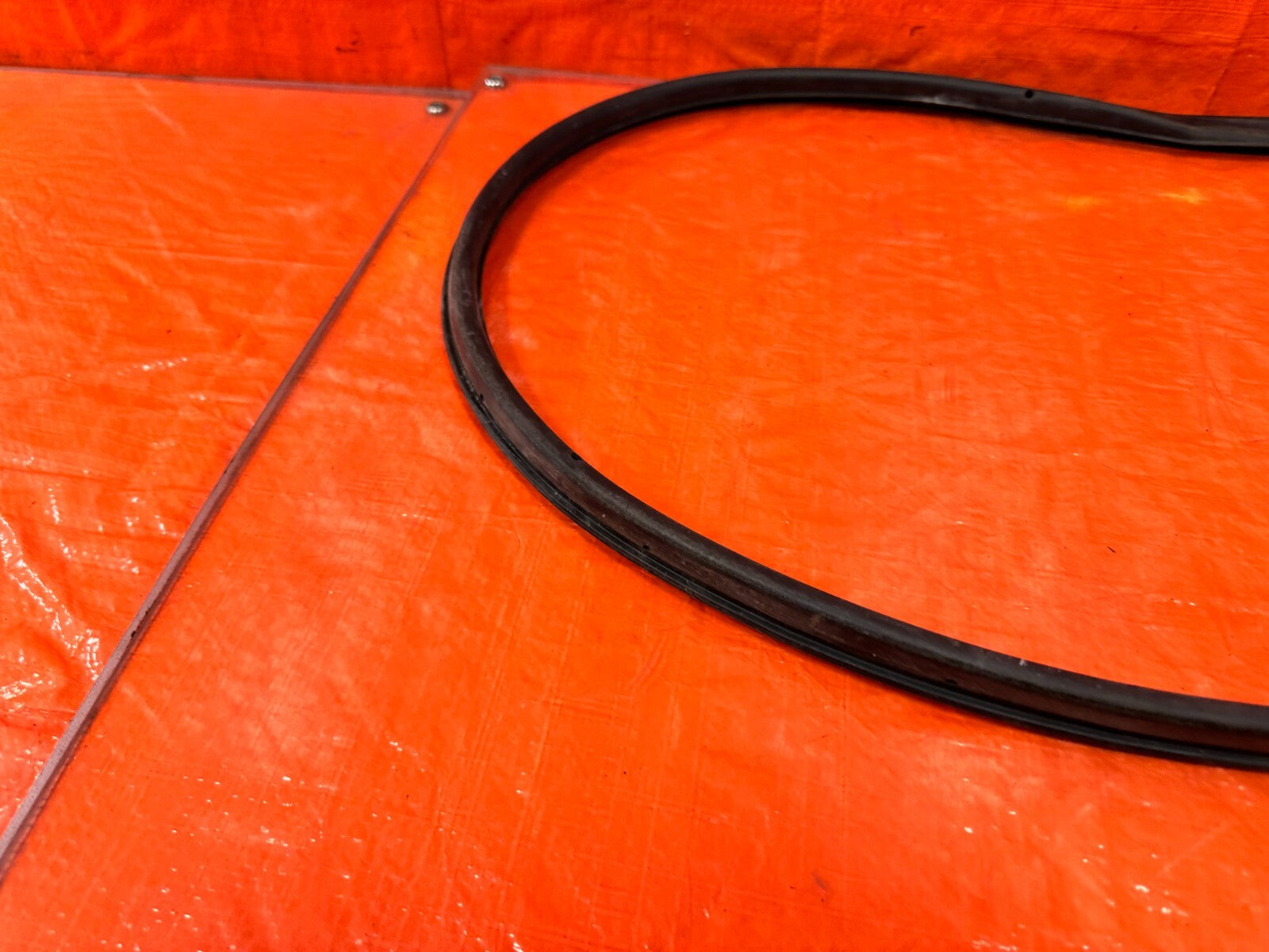 02 10 LEXUS SC430   DRIVER LEFT FRONT   DOOR WEATHER STRIP   OEM FACTORY OE #2886