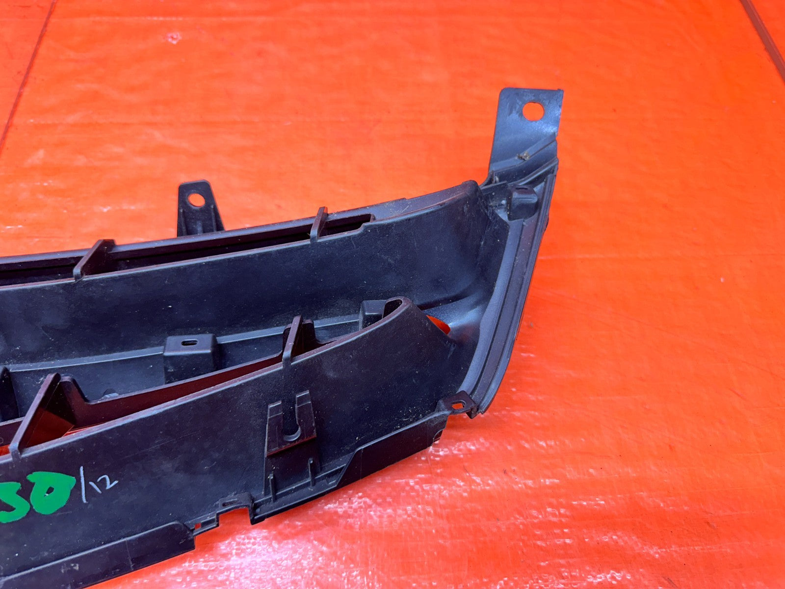 04 05 ACURA TSX FRONT RADIATOR GRILLE ASSEMBLY OEM #33011