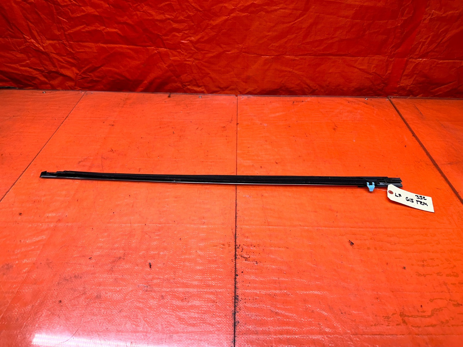 92 96 HONDA PRELUDE LEFT DRIVER DOOR GLASS TRIM OEM #3328