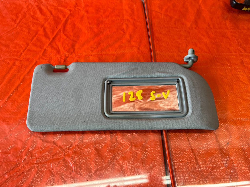 02 06 ACURA RSX   SUN VISOR   PASSENGER RIGHT SIDE   GRAY COLOR   OEM #1287