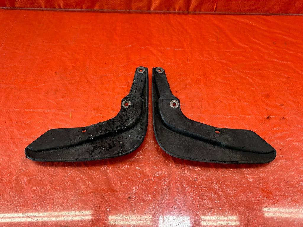 95 98 HONDA ODYSSEY   LEFT AND RIGHT FRONT MUD FLAPS   OEM FACTORY #19310