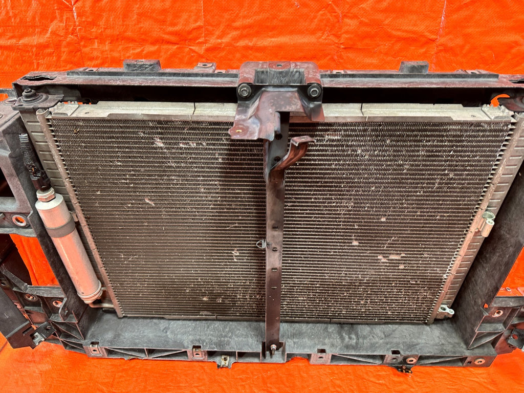 INFINITI G37 COUPE CONVERTIBLE   RADIATOR SUPPORT W/ FANS RADIATOR CONDENSER OEM14
