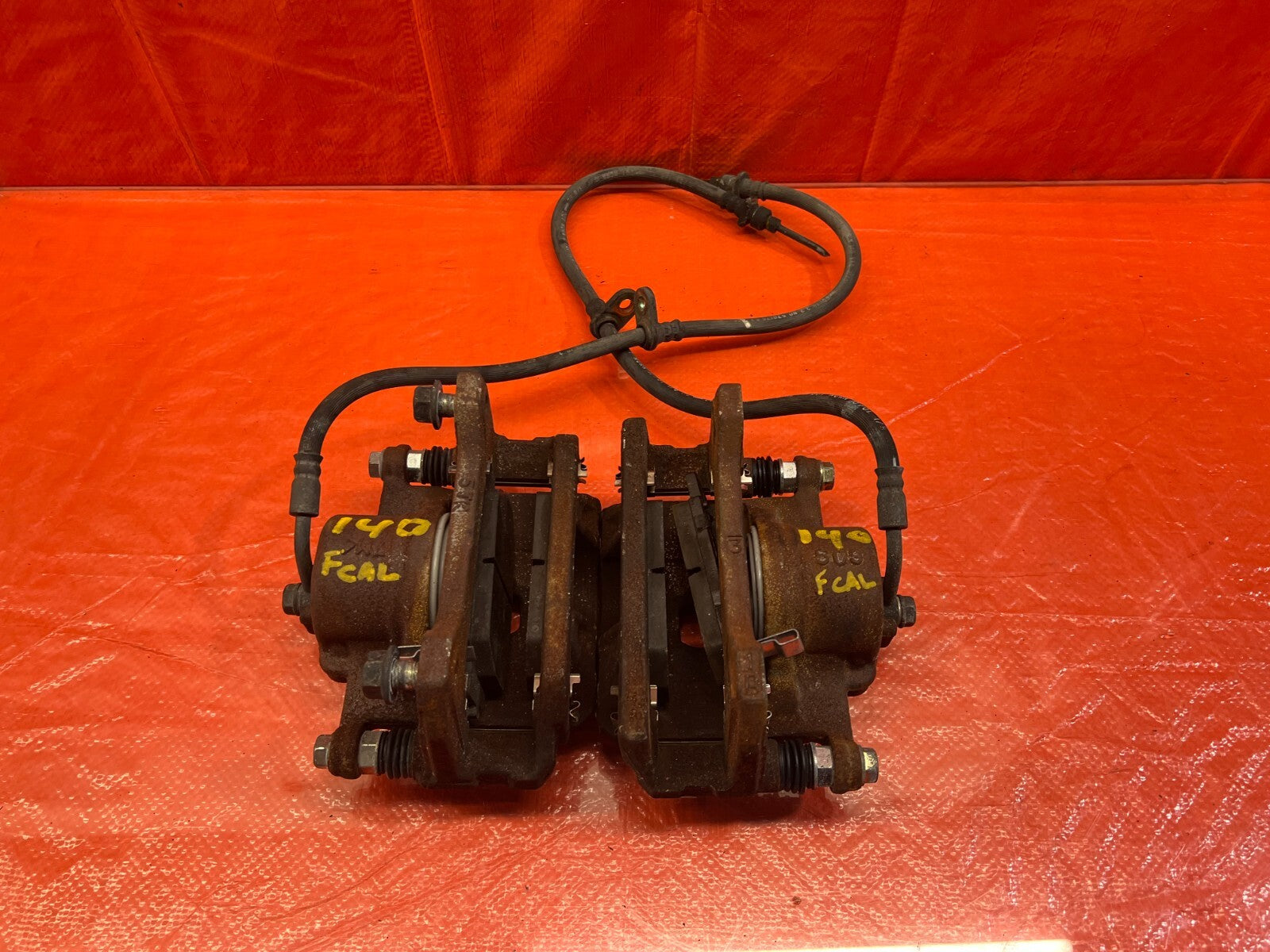 02 06 ACURA RSX TYPE S   FRONT BRAKE CALIPER SET CALIPERS LEFT AND RIGHT OEM 1409