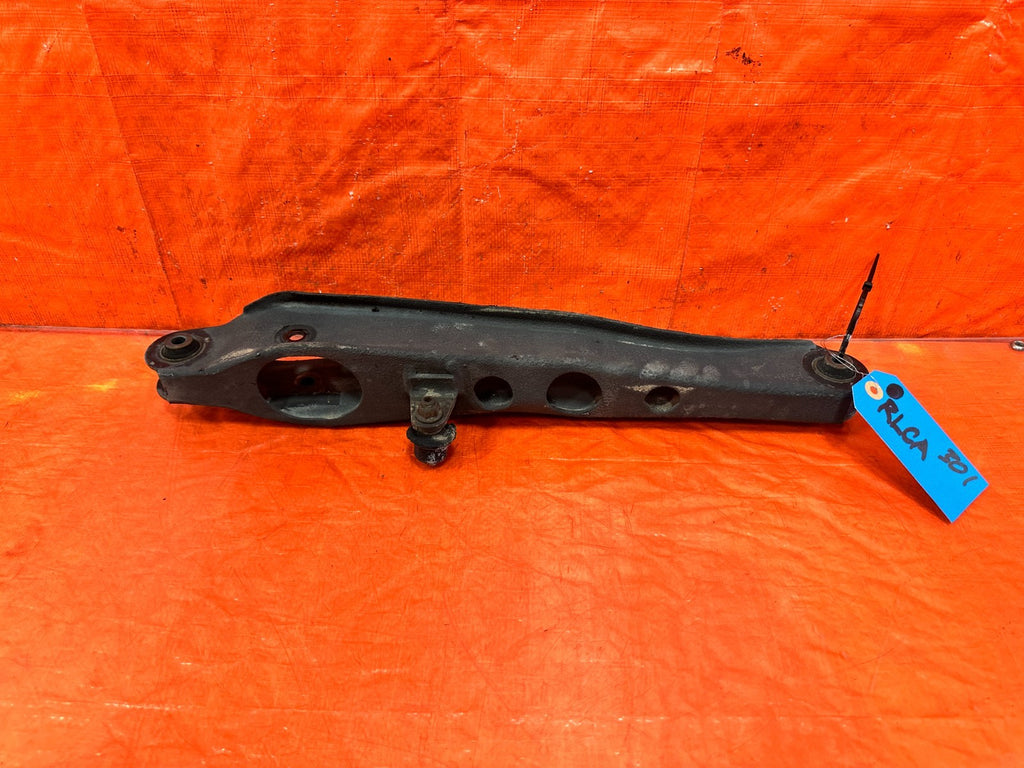 97 01 HONDA CR V CRV   REAR LOWER CONTROL ARM   PASSENGER RIGHT SIDE   OEM #3015