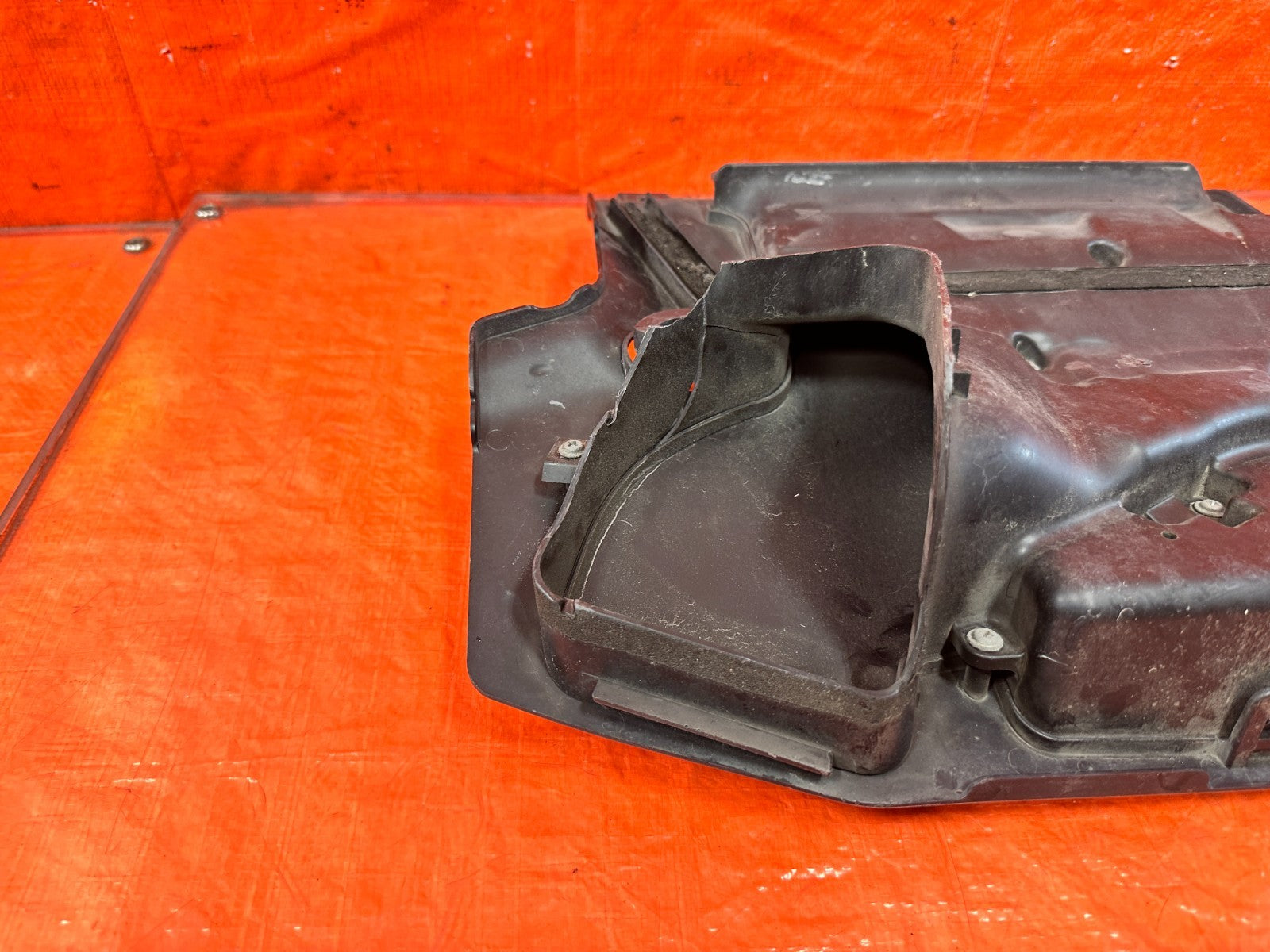 14 15 INFINITI Q50 3.7L   RADIATOR SUPPORT TRIM AIR INTAKE PLATE   OEM #3133