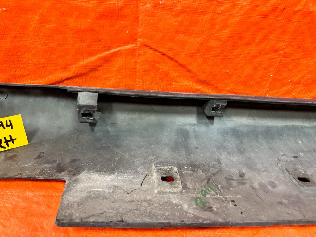 93 97 HONDA DEL SOL   SIDE SKIRT ROCKER MOLDING TRIM   RIGHT SIDE   OEM #2945