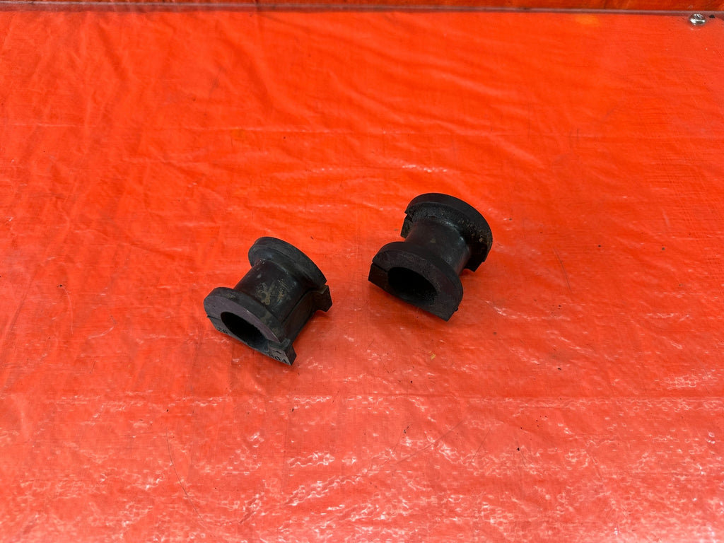 99 00 HONDA CIVIC SI EM1   26MM   FRONT SWAY STABILIZER BAR BUSHINGS   OEM #2189