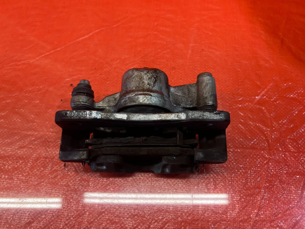 93 94 HONDA DEL SOL S   PASSENGER RIGHT FRONT BRAKE CALIPER   OEM FACTORY #125 9