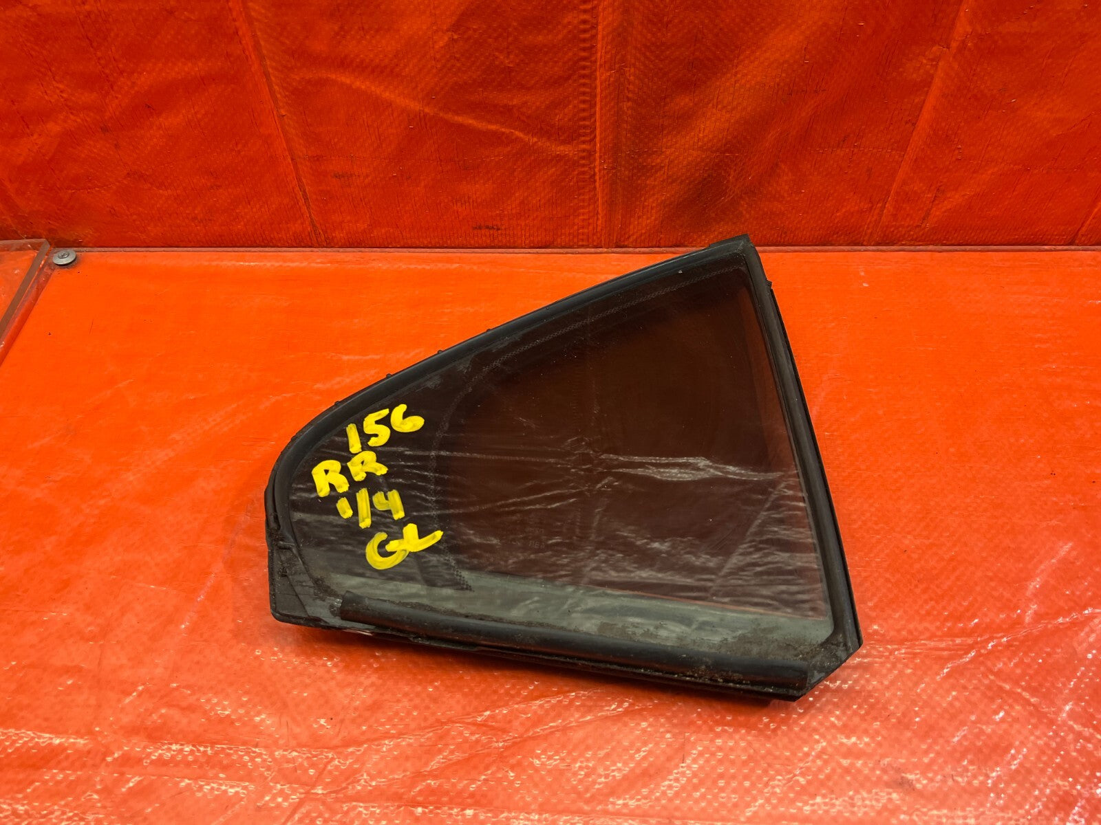 04 08 ACURA TSX   PASSENGER RIGHT REAR   DOOR VENT GLASS   OEM FACTORY #1560