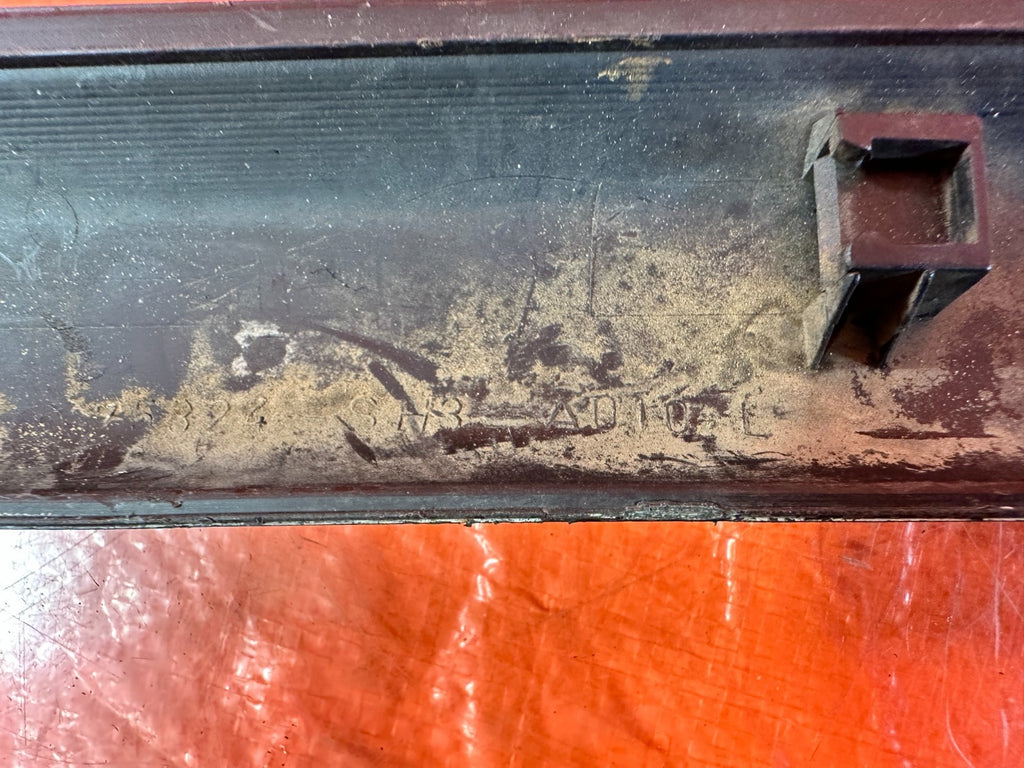 90 91 HONDA CIVIC HATCHBACK   LEFT MOLDING   OEM 3172