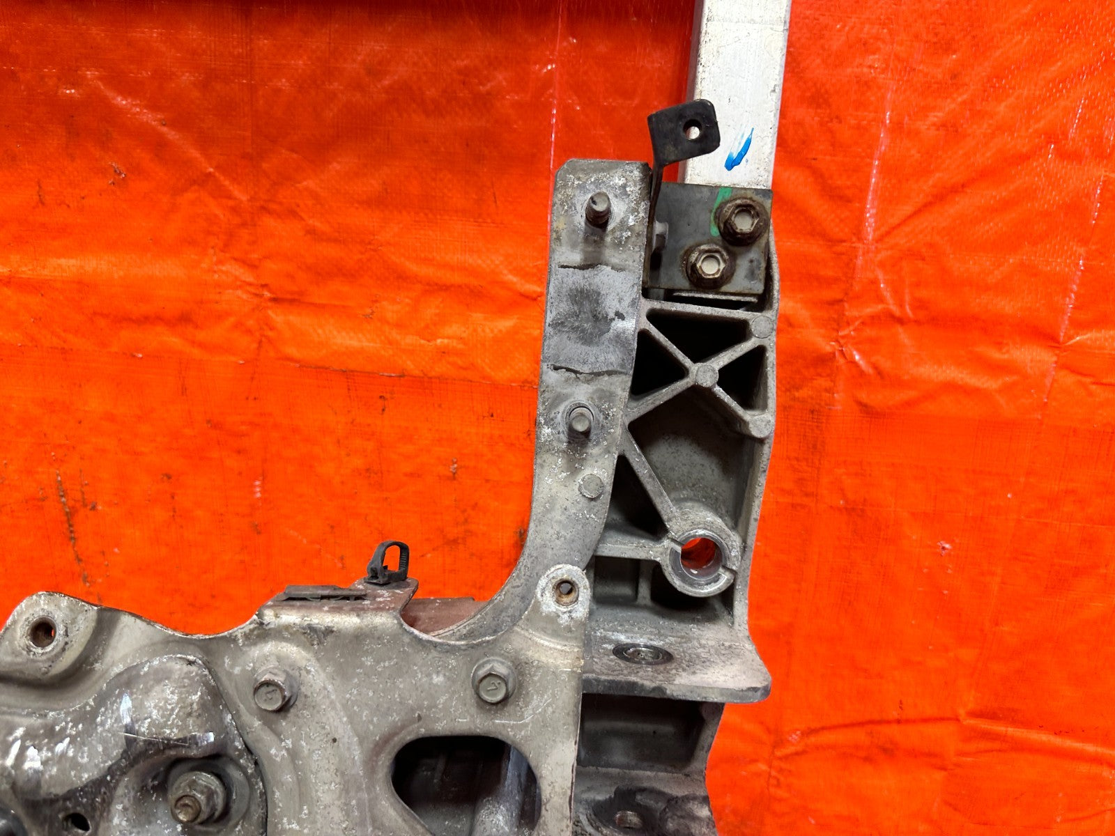 08 15 INFINITI G37 COUPE & CONVERTIBLE FRONT SUBFRAME CROSSMEMBER K FRAME   32815