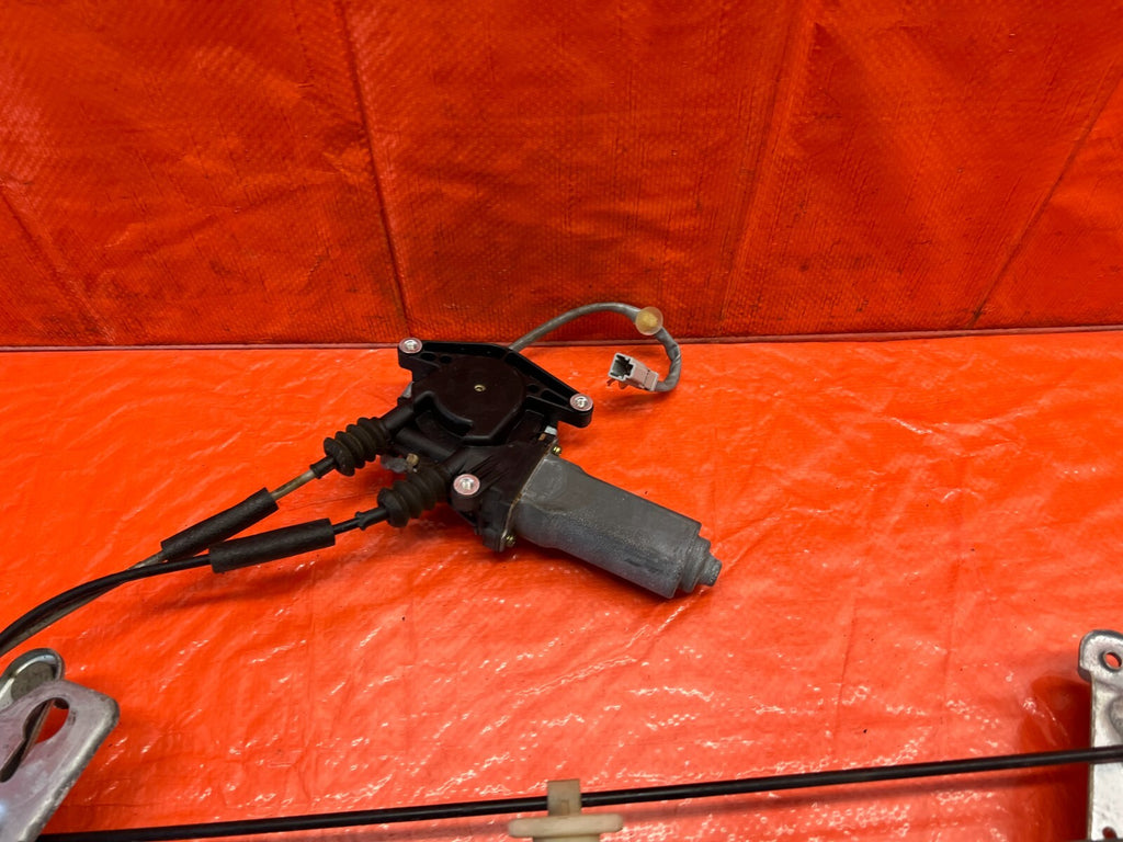 94 01 ACURA INTEGRA SEDAN PASSENGER RIGHT FRONT WINDOW REGULATOR MOTOR OEM #1595