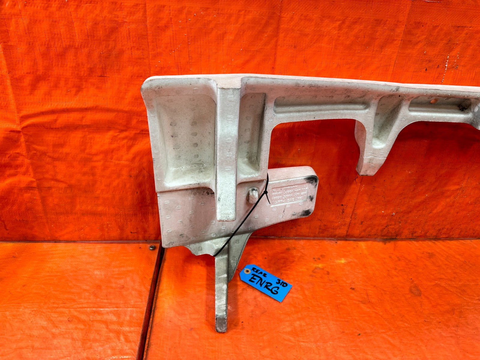 09 15 INFINITI G37 CONVERTIBLE   REAR BUMPER FOAM IMPACT ENERGY ABSORBER OEM 3108