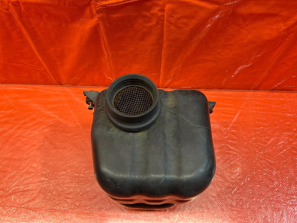 90 93 ACURA INTEGRA   INTAKE RESONATOR CHAMBER AIR BOX   OEM FACTORY #1546