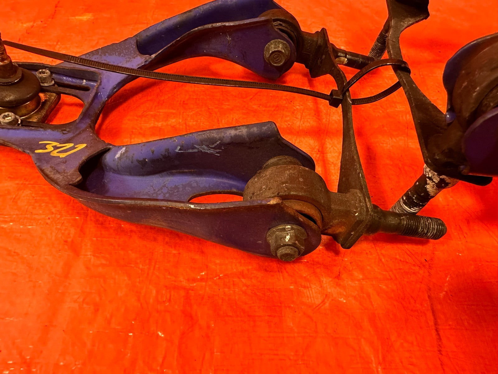 92 95 HONDA CIVIC   ADJUSTABLE FRONT UPPER CONTROL ARMS LEFT RIGHT OEM #32710