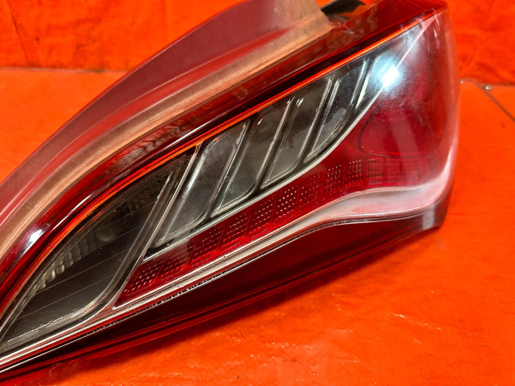 13 16 HYUNDAI GENESIS COUPE   PASSENGER RIGHT TAIL LIGHT LAMP OEM FACTORY #2992