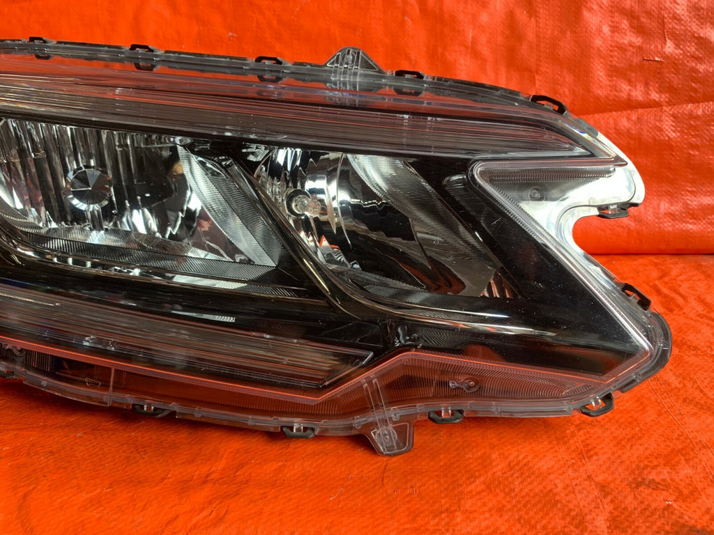 OEM 2016 16 HONDA CR V CRV PASSENGER RIGHT HEADLIGHT HEADLAMP   NON LED   HALO1