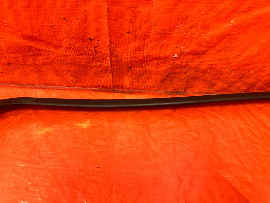 04 08 ACURA TSX   DRIVER LEFT REAR DOOR WEATHER STRIP TRIM SEAL GASKET OEM 3046
