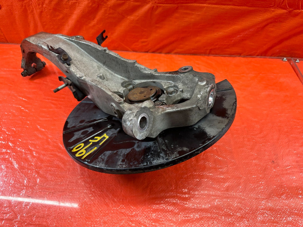 08 12 INFINITI G37 SPORT   DRIVER LEFT FRONT SPINDLE KNUCKLE HUB   OEM #1909