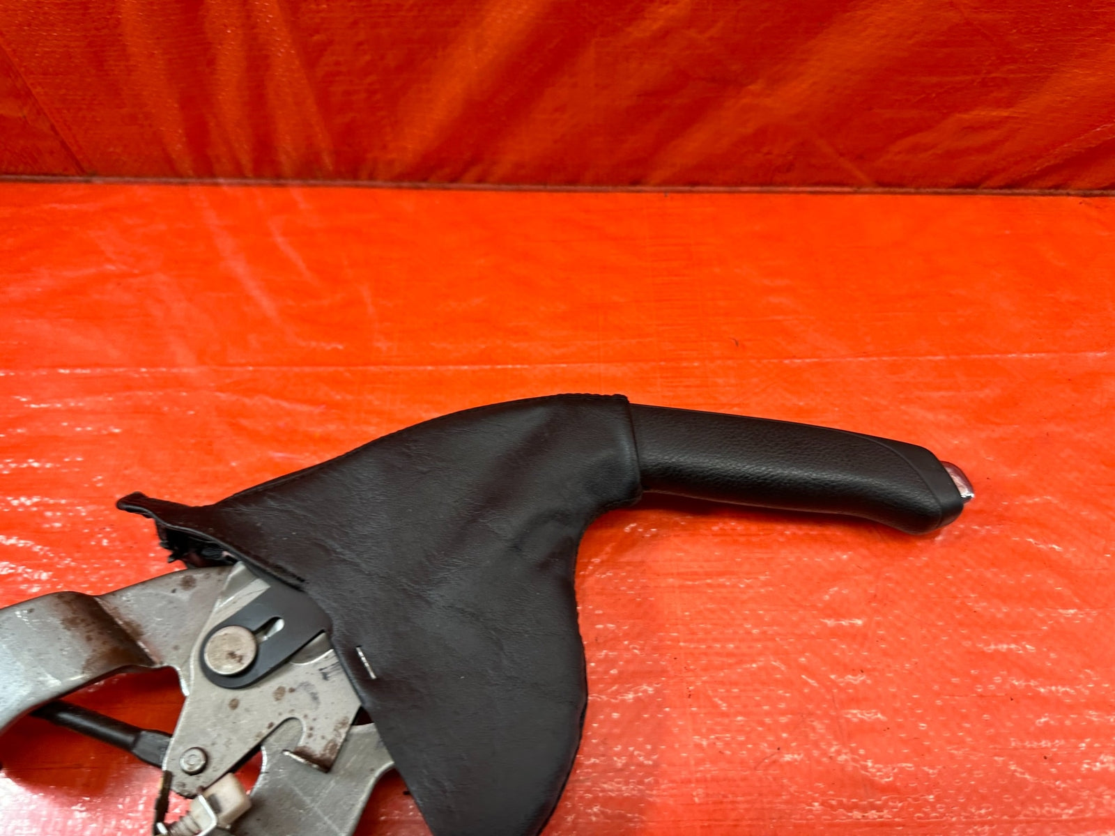 04 08 ACURA TSX   EMERGENCY / PARKING BRAKE HANDLE GRIP LEVER   OEM #1966
