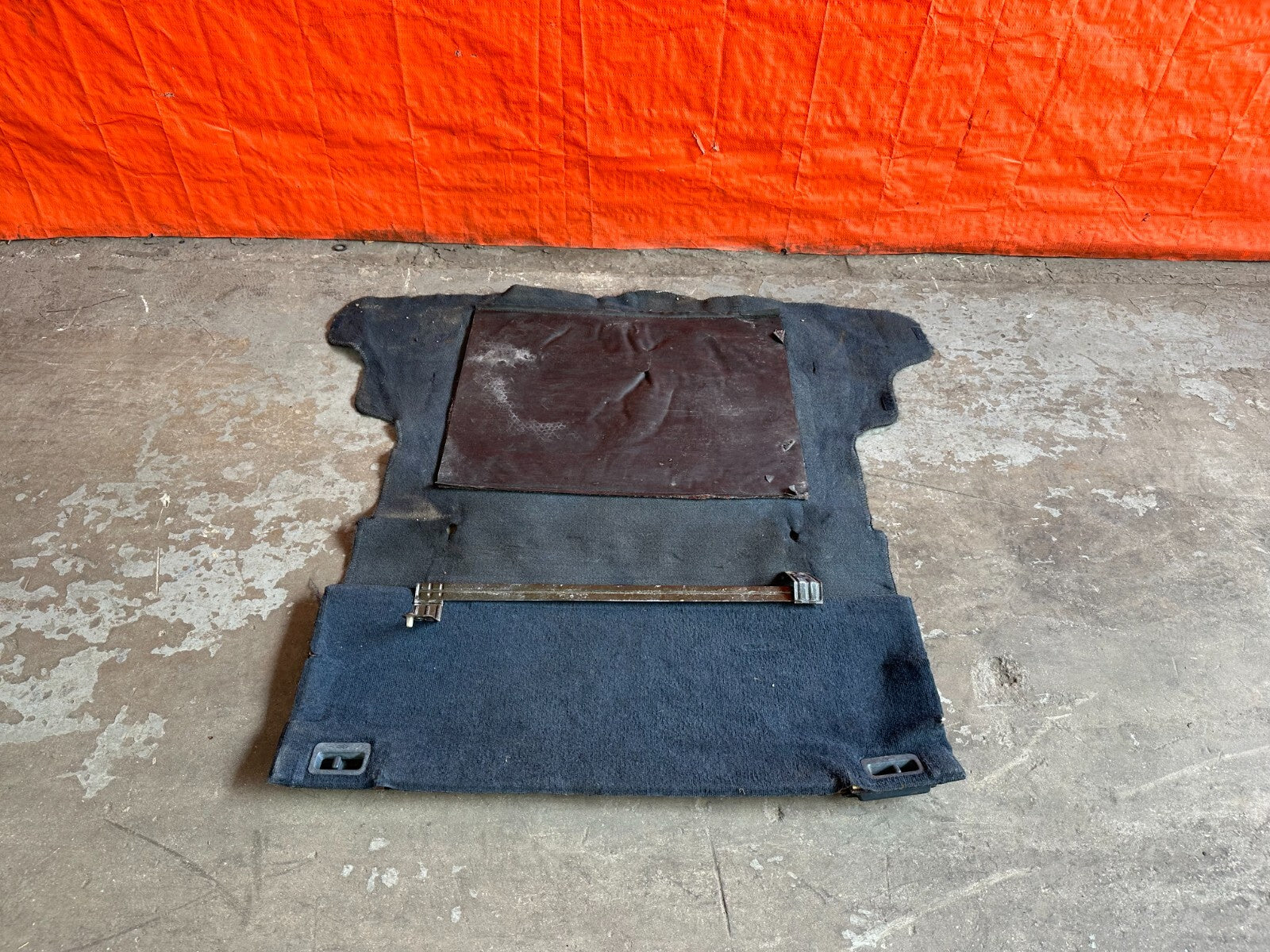 88 89 HONDA CRX DX   TRUNK CARPET W/ TAIL GATE LINER REAR CARPET TRIM   OEM #24312