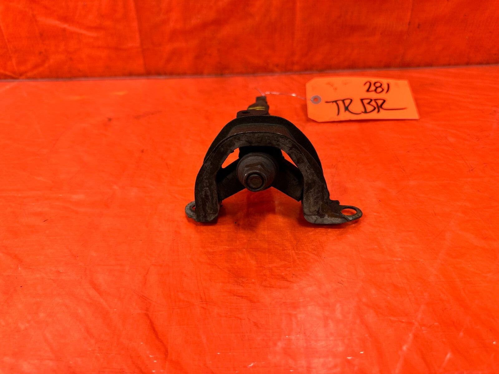 96 01 ACURA INTEGRA   AUTOMATIC LOWER TRANSMISSION TORQUE MOUNT BRACKET OEM #2811