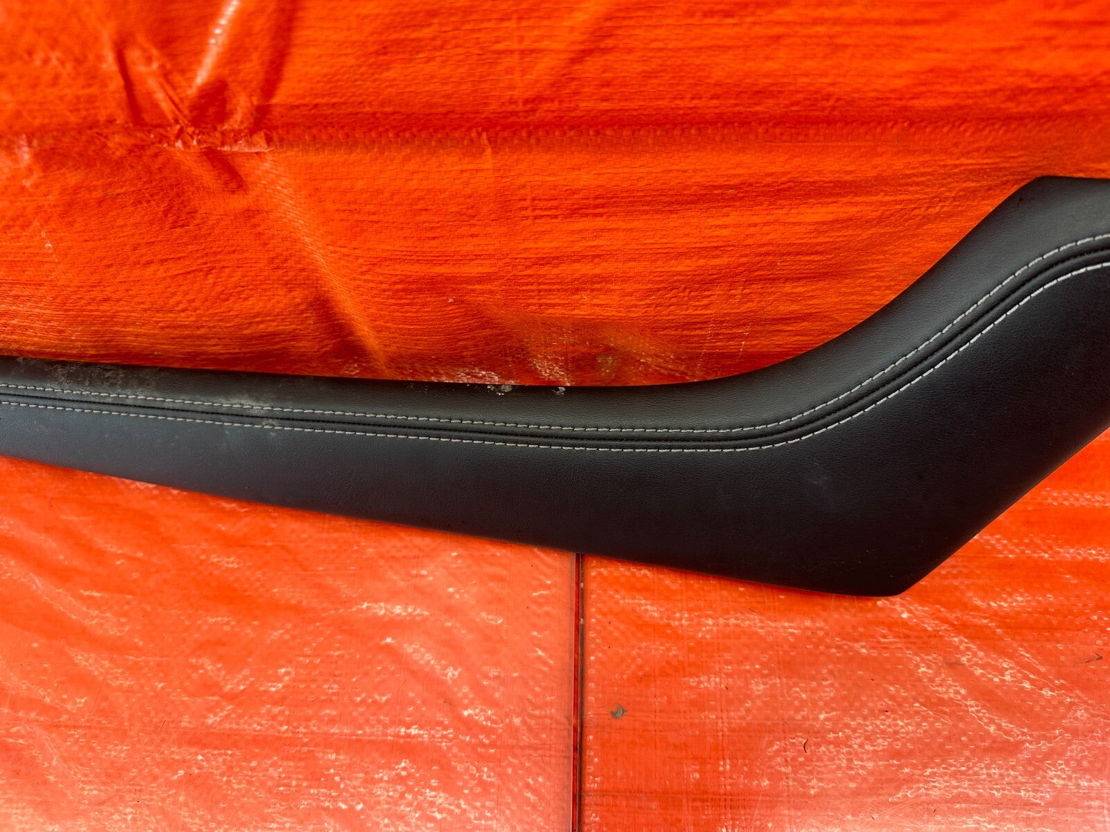 14 17 INFINITI Q50   ARM REST CENTER CONSOLE TRIM INSERT   RIGHT SIDE   OEM #2222