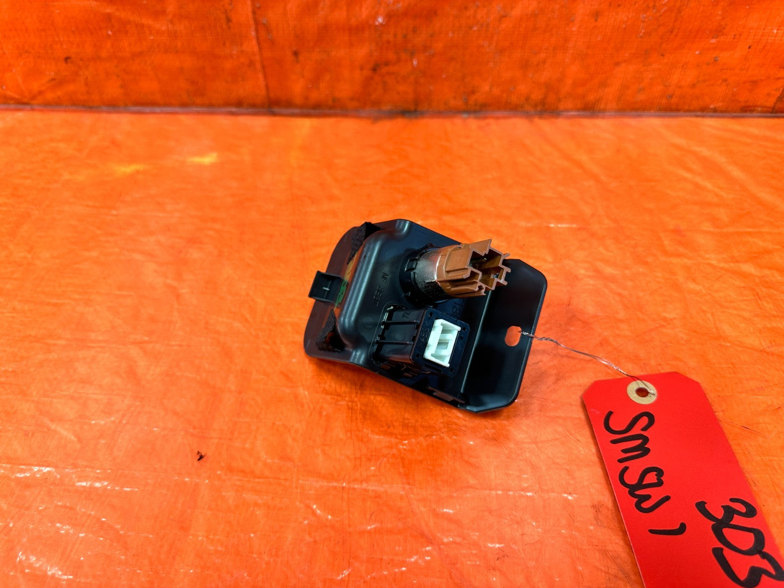 09 11 MAZDA RX8 RX 8   AUX SWITCH   OEM #3033