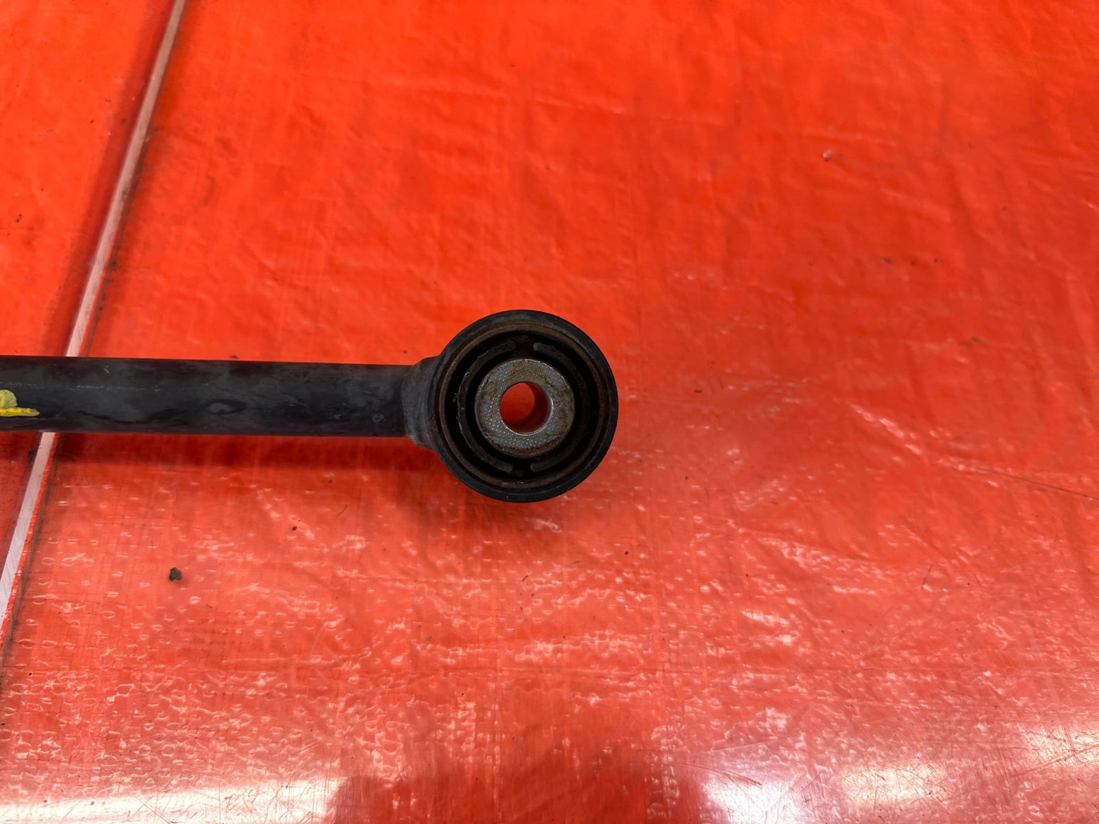 04 08 ACURA TSX   PASSENGER RIGHT REAR CONTROL ARM   15.5 INCH LENGTH   OEM 2054