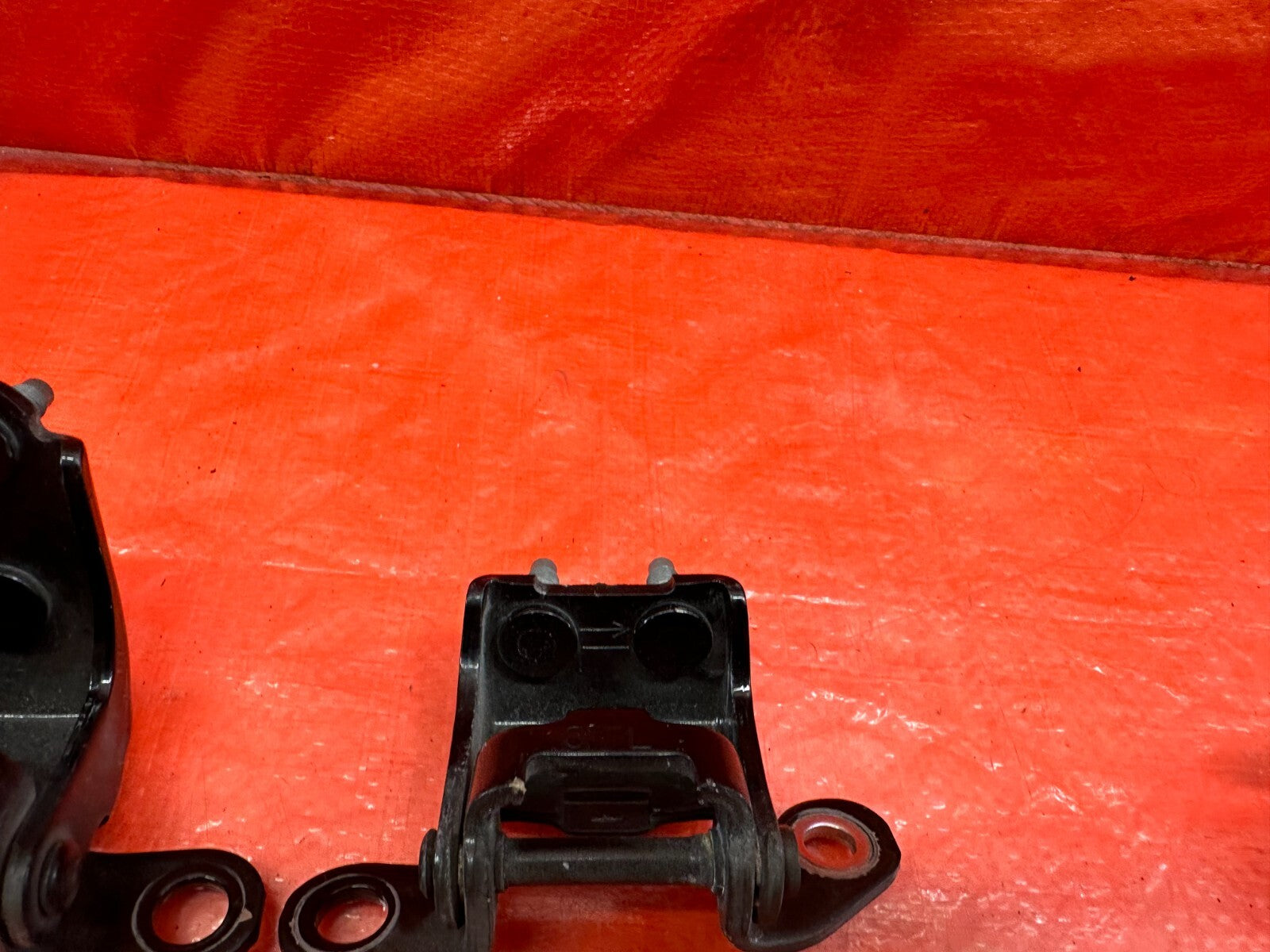 04 08 ACURA TSX   DRIVER LEFT REAR   DOOR HINGE SET UPPER LOWER   OEM #2055