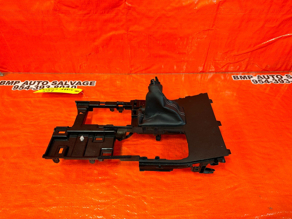 14 16 LEXUS IS SERIES   SHIFTER CONSOLE TRIM PLASTIC W/ BOOT   IS250 IS200 IS3508